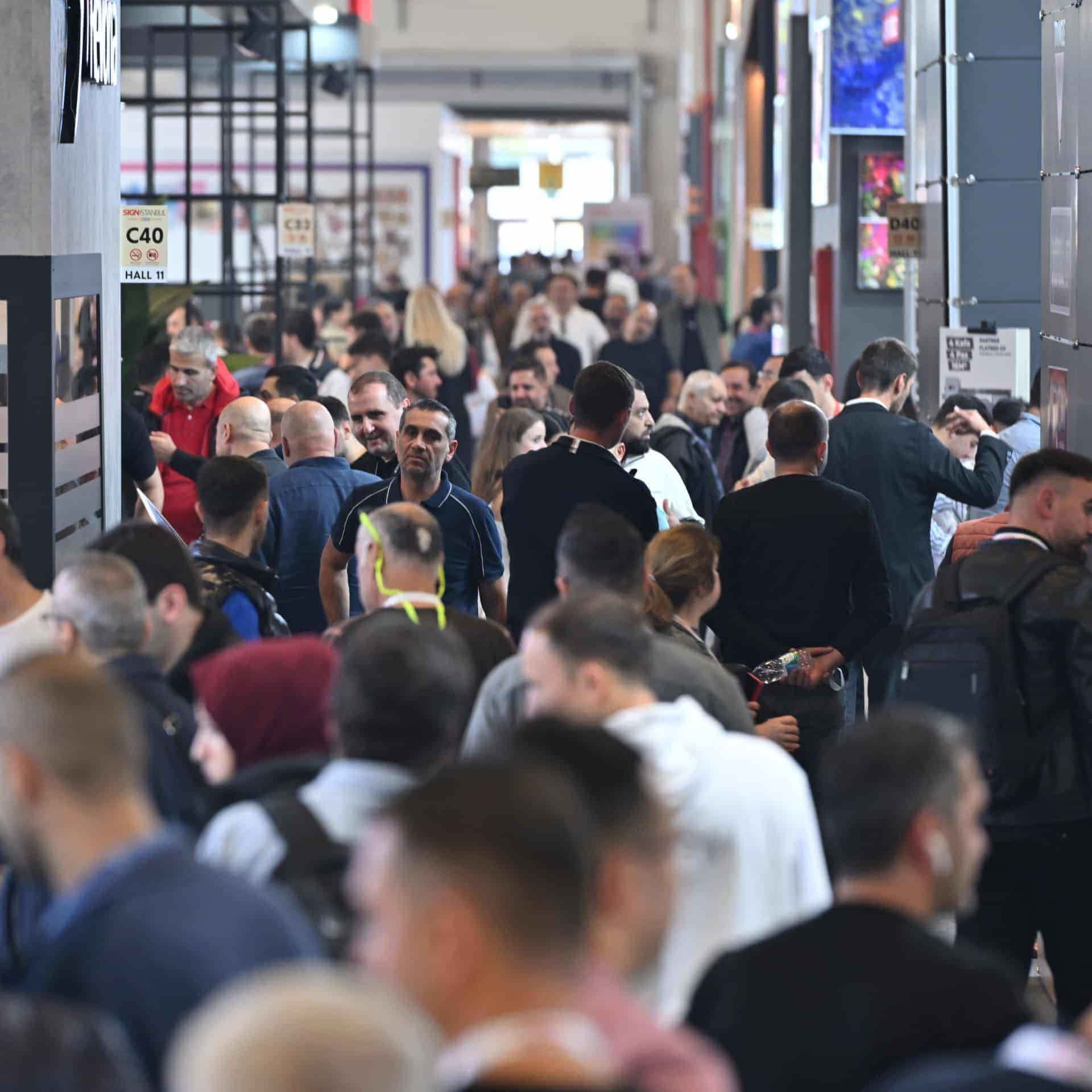 Exhibitor list and floor plan displayed at SIGN İstanbul to guide attendees around the event